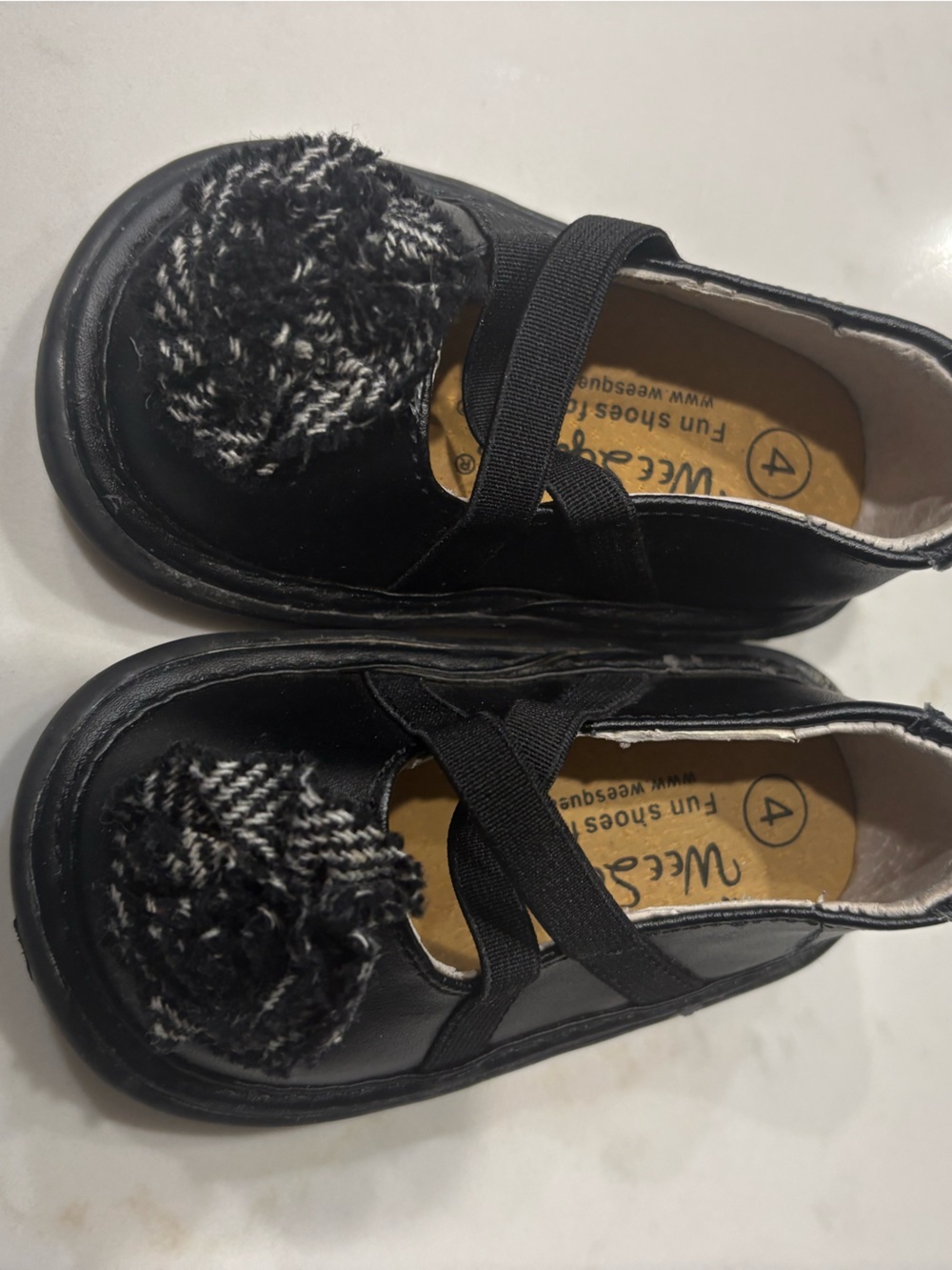 Black Girls' Pom Mary Janes - Size 4